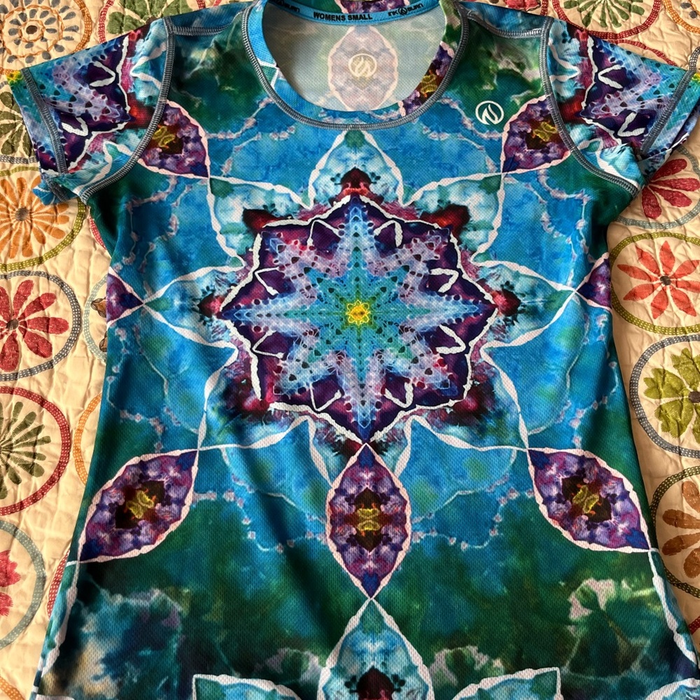 Inknburn Women’s Small Tie Dye Mandala